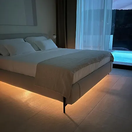 Vila Artemis Ii Žman